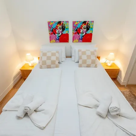Boki 2 One Bedroom In Old Town With Balcony Appartamento