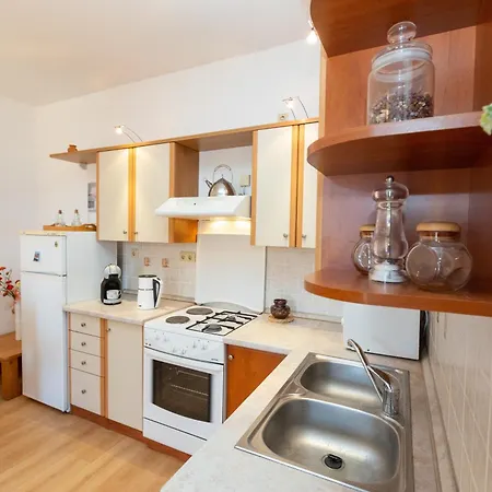 Boki 2 One Bedroom In Old Town With Balcony アパート
