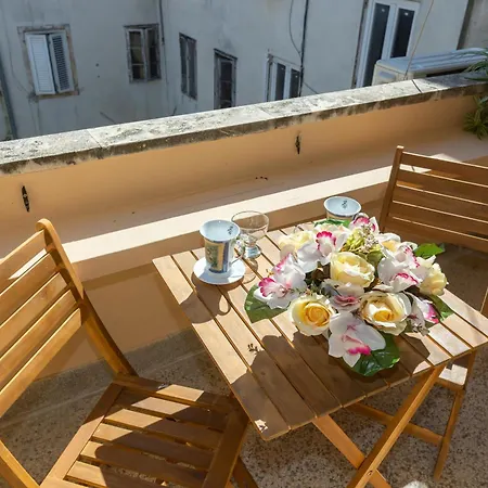 Boki 2 One Bedroom In Old Town Apartment Zadar