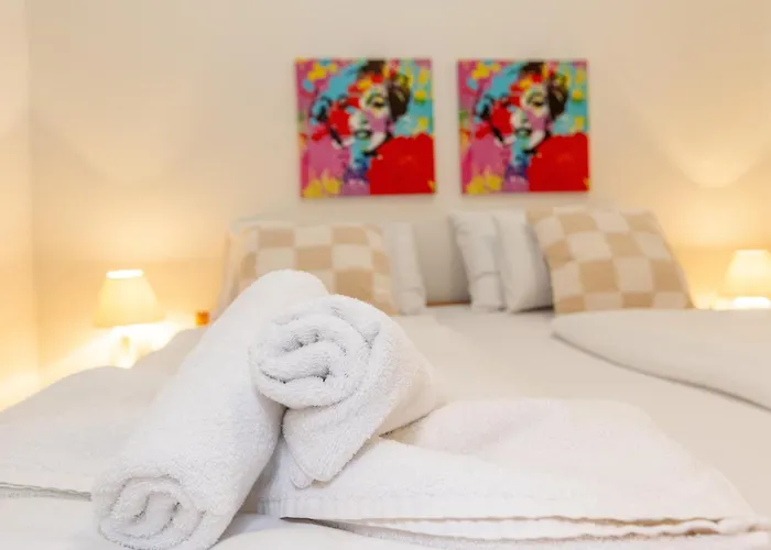 Апартаменты Boki 2 One Bedroom In Old Town With Balcony Задар